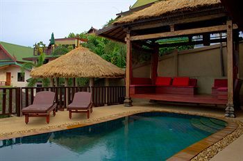 Ed Rock Villa Hotell 3*